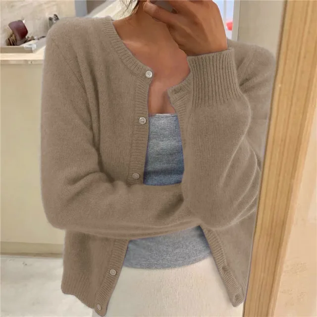 Anne | Strikket Cardigan til Kvinder i Ensfarvet Design