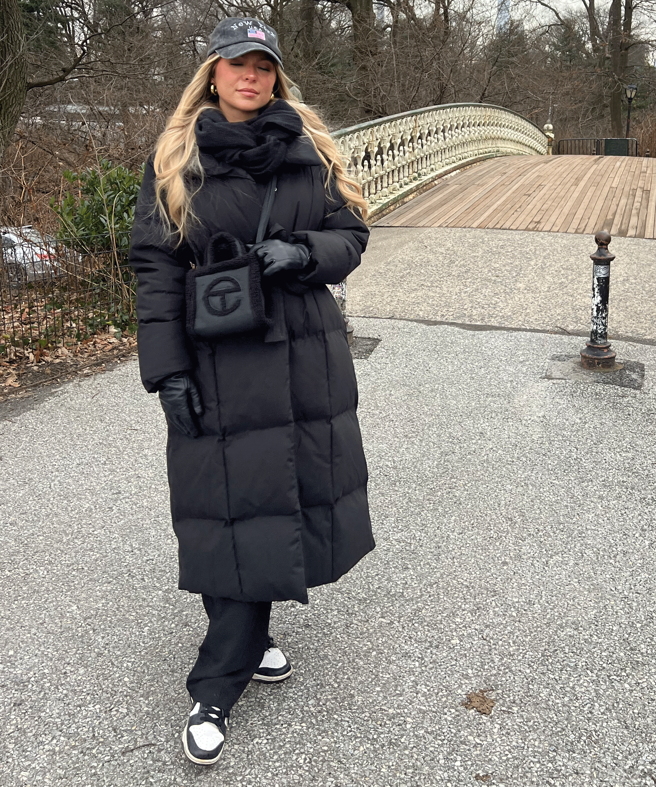 Victoria | Sort Oversize Parka til Vinterbrug