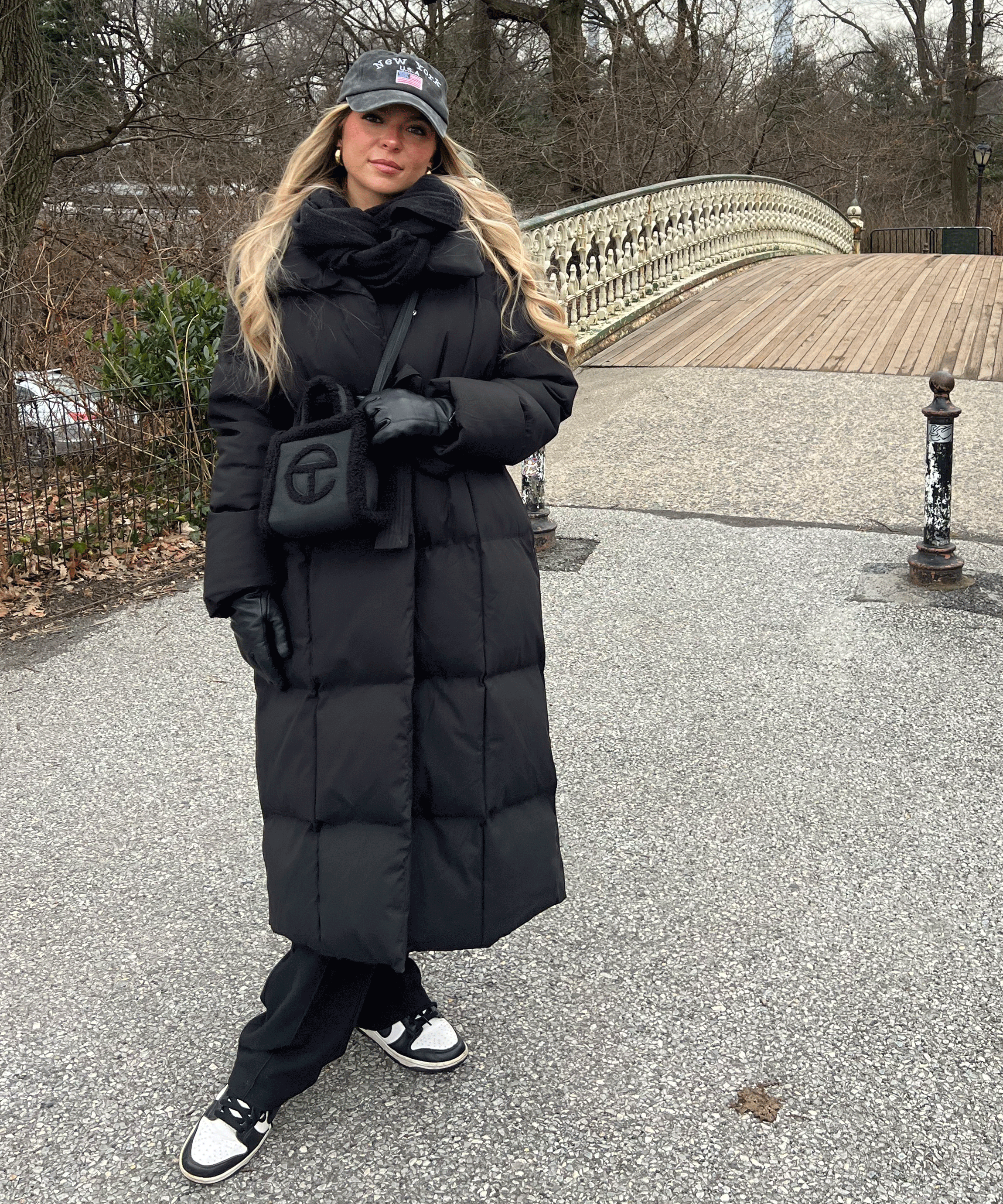 Victoria | Sort Oversize Parka til Vinterbrug