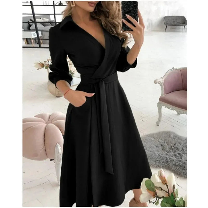 Milena | Elegant Omslagskjole med Sommerfugleprint