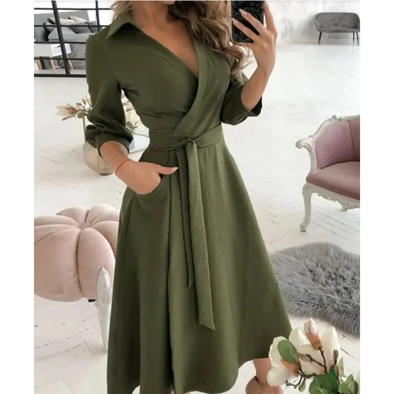 Milena | Elegant Omslagskjole med Sommerfugleprint