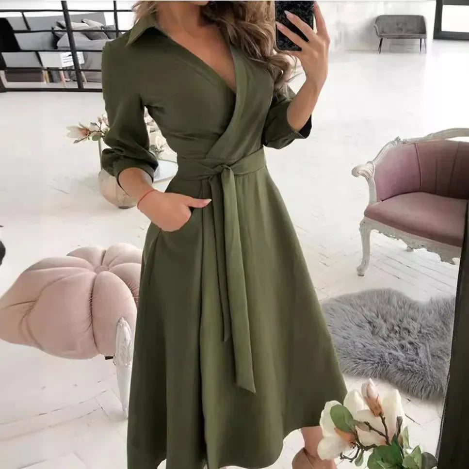 Milena | Elegant Omslagskjole med Sommerfugleprint