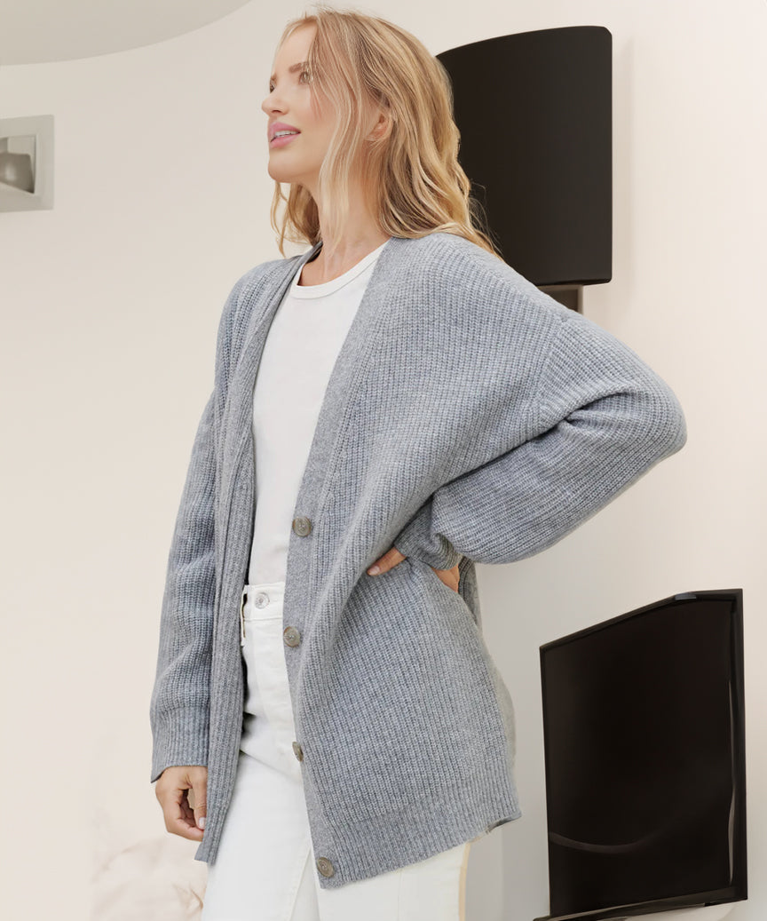 Martha | Kvinders Ribstrikket Cardigan med Knapper Plus Size