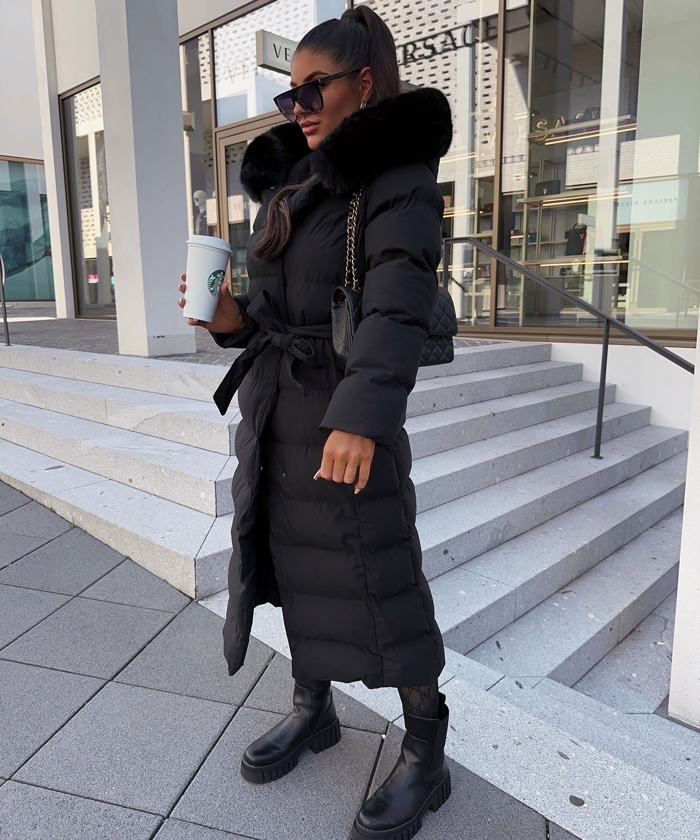 Mathilde | Sort Parka med Hætte