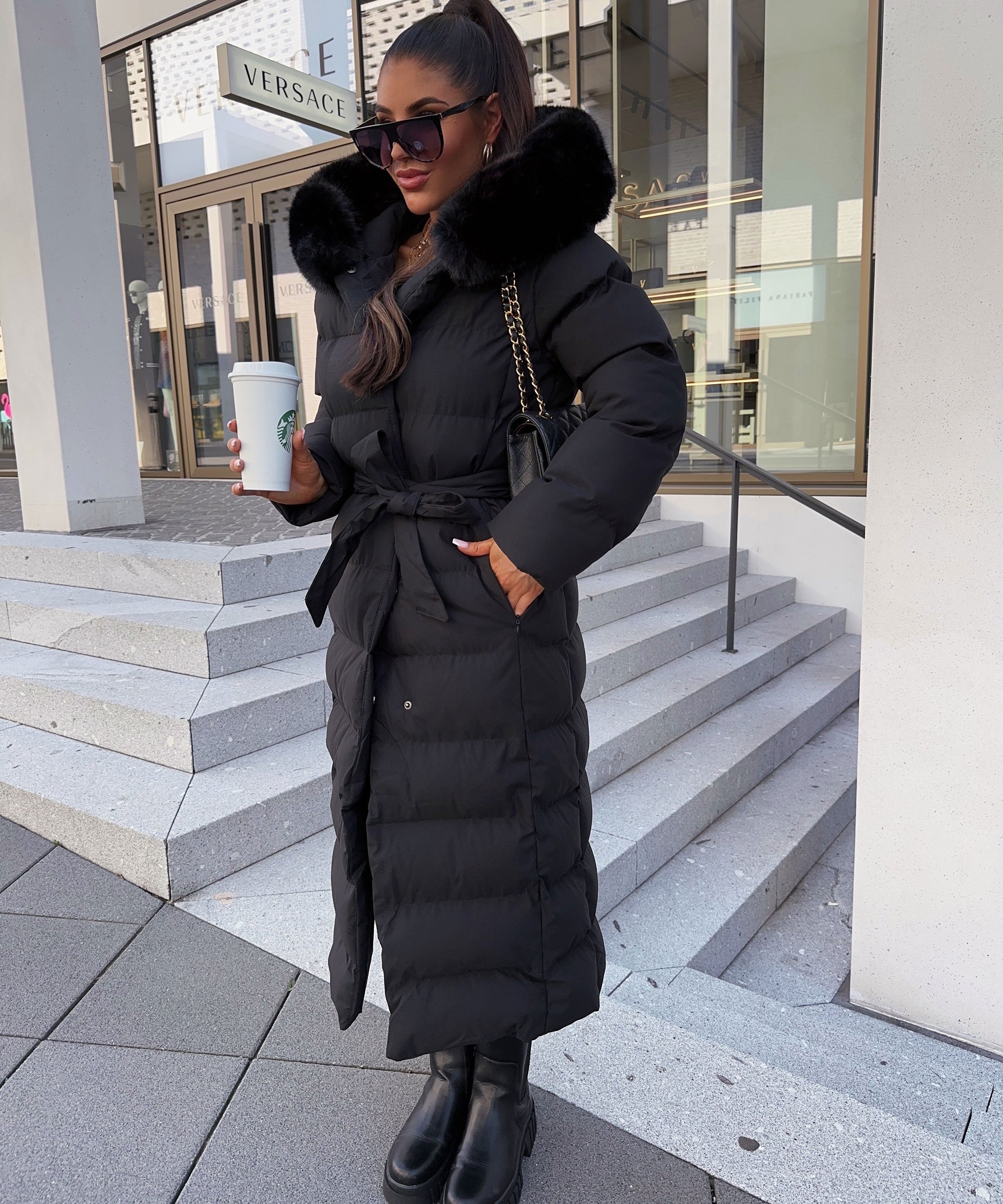 Mathilde | Sort Parka med Hætte