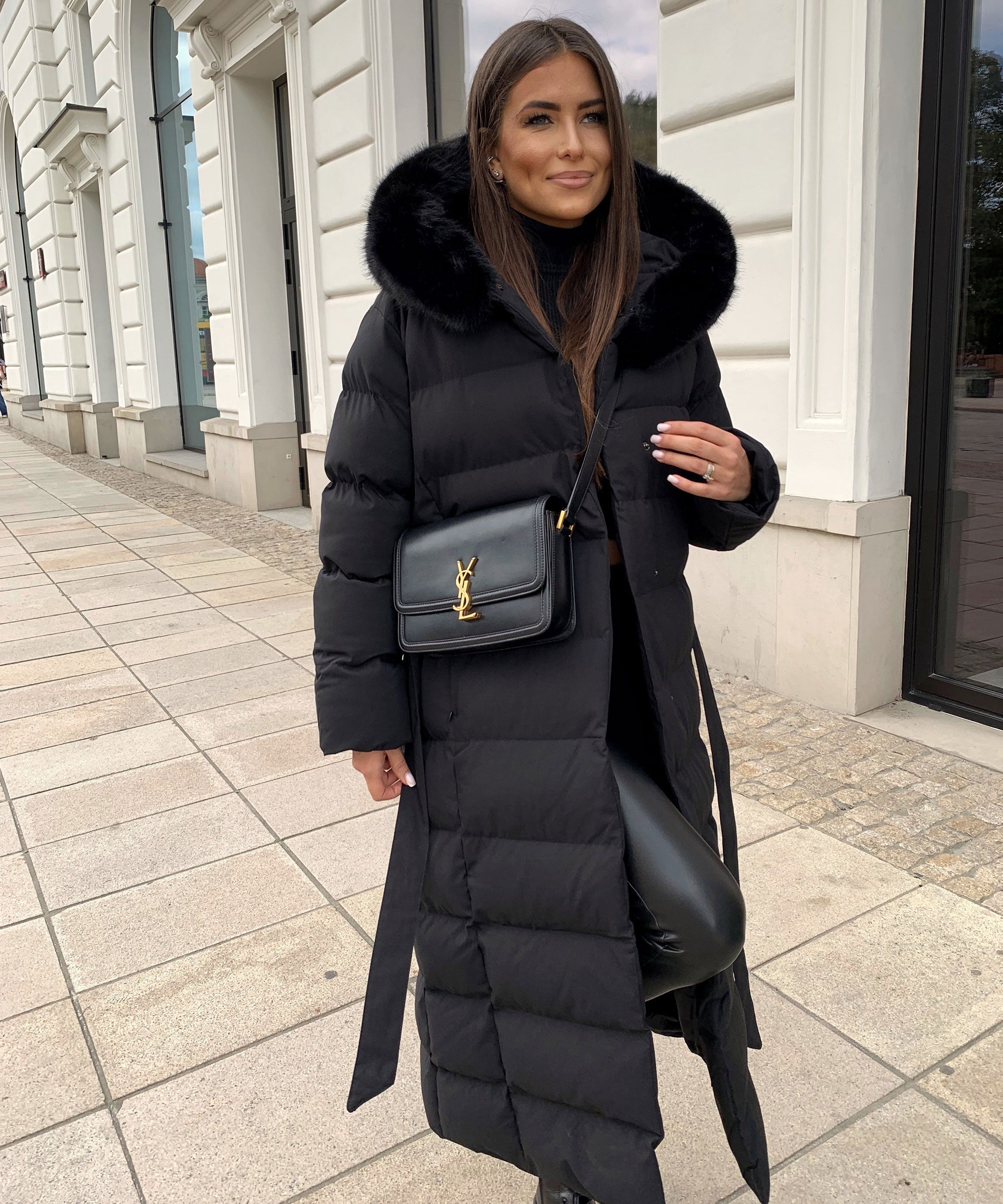 Mathilde | Sort Parka med Hætte