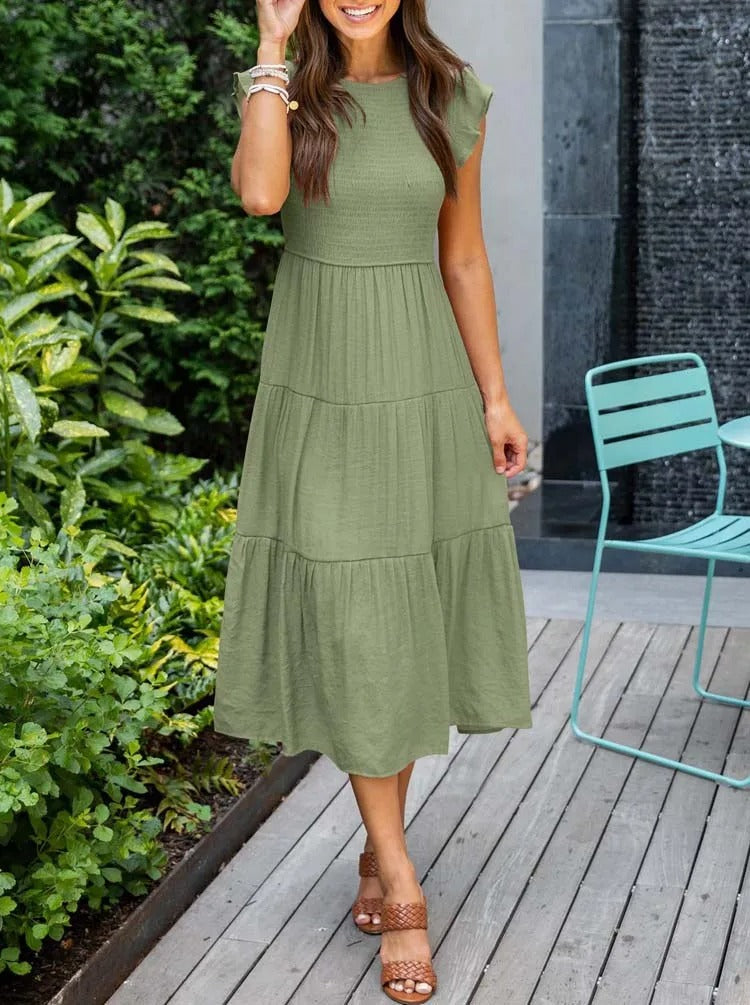 Ronja | Elegant Lagdelt Kjole med Flydende Design