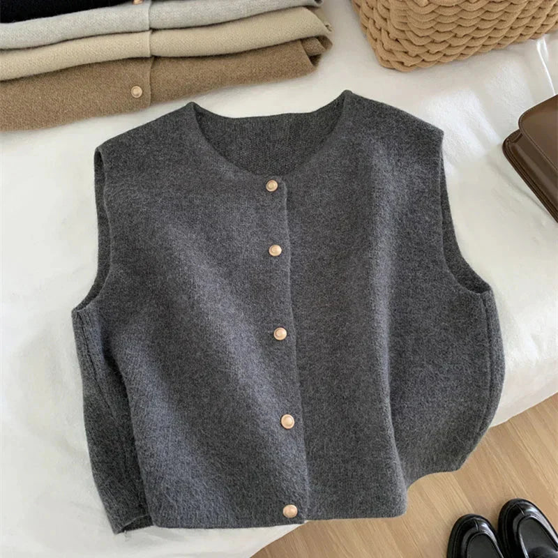 Karla | Chic Kvindevest i Kort Stil
