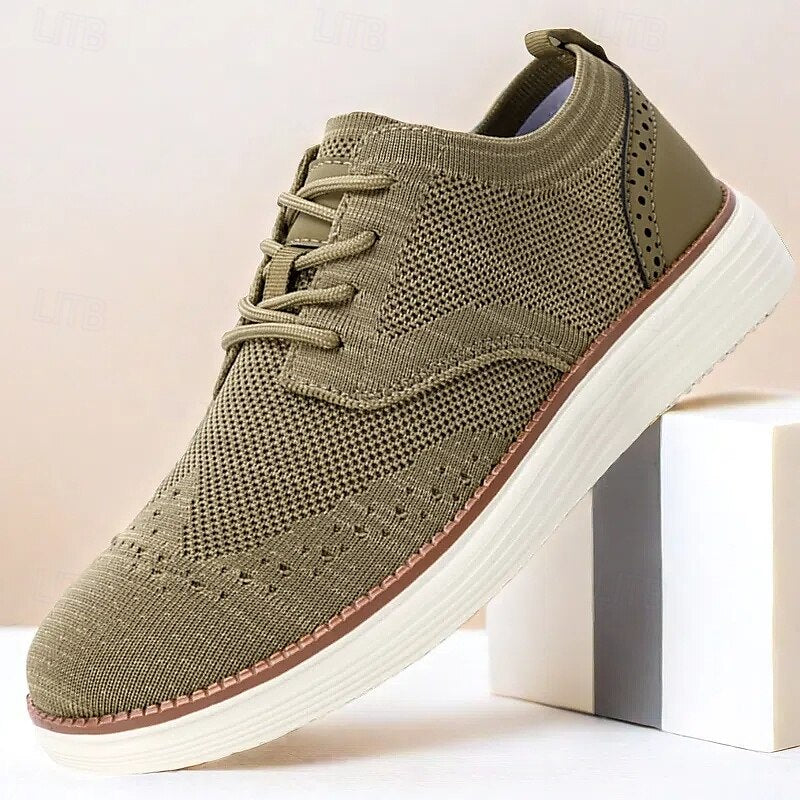 Åndbare sneakers til mænd i moderne stil