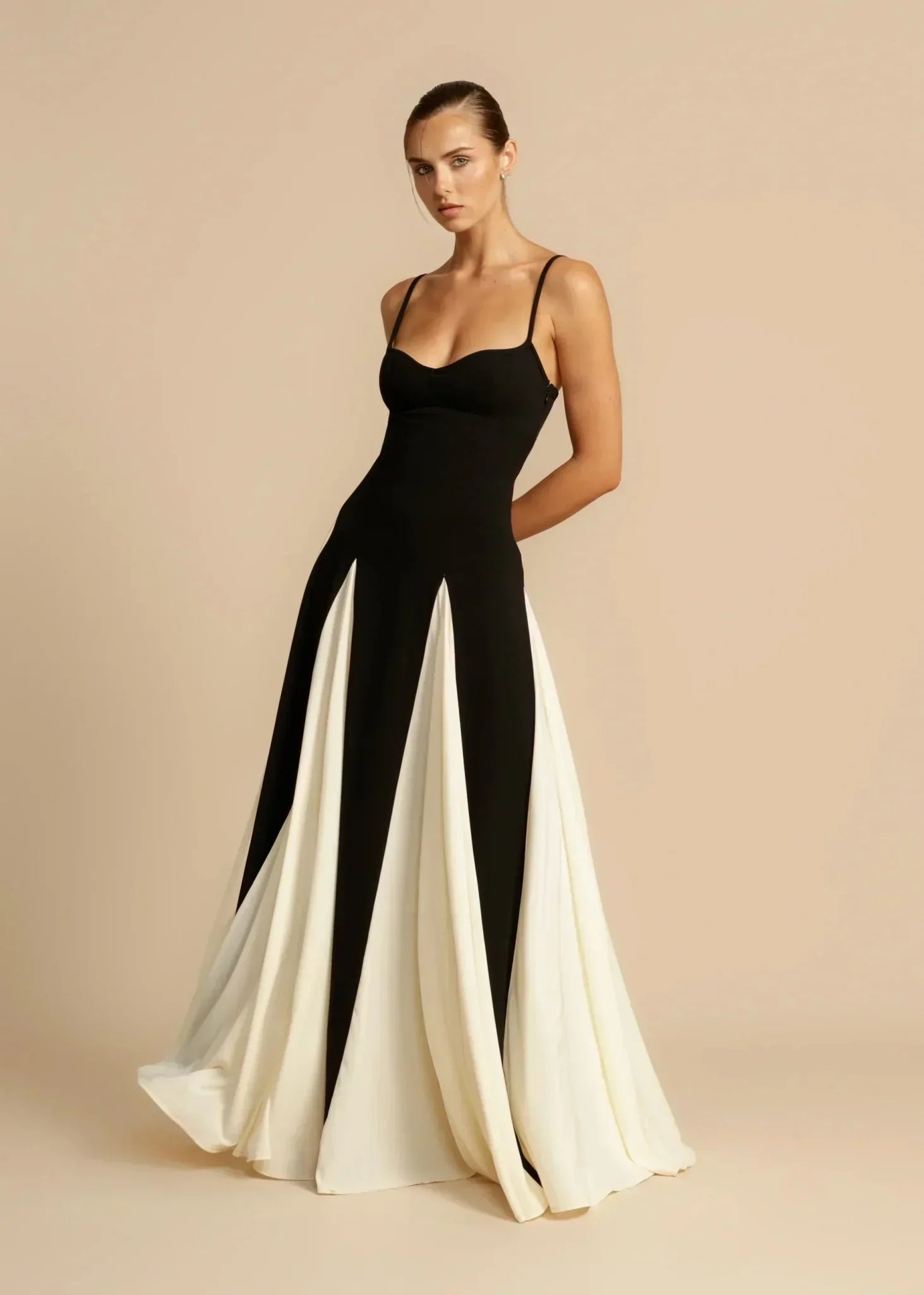 Elise | Elegant Maxi Kjole i To Farver
