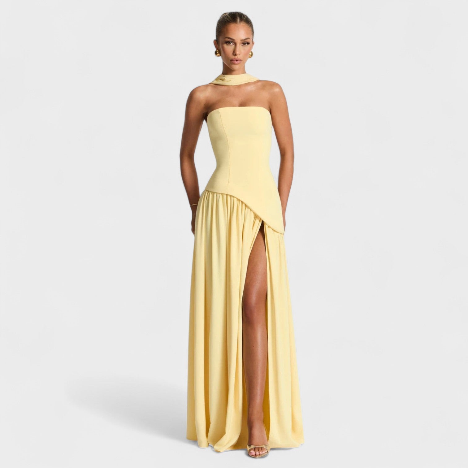 Leonor | Elegant Kjole i Festudgave